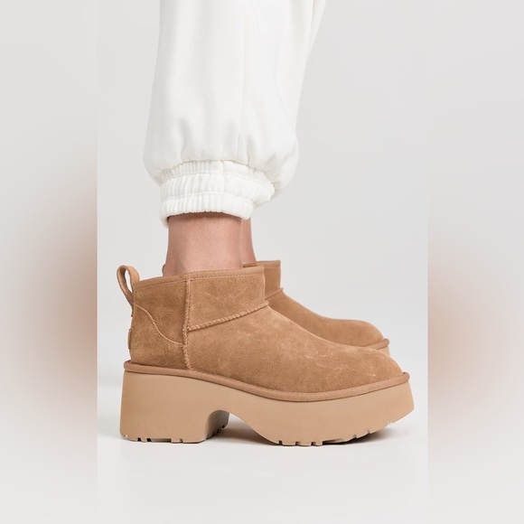 UGG The Classic Ultra Mini New Heights Boots ✨ Mustard Seed Size 8 | suede - Picture 13 of 16